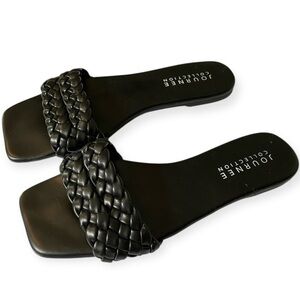 Journee Collection Sawyerr Sandal